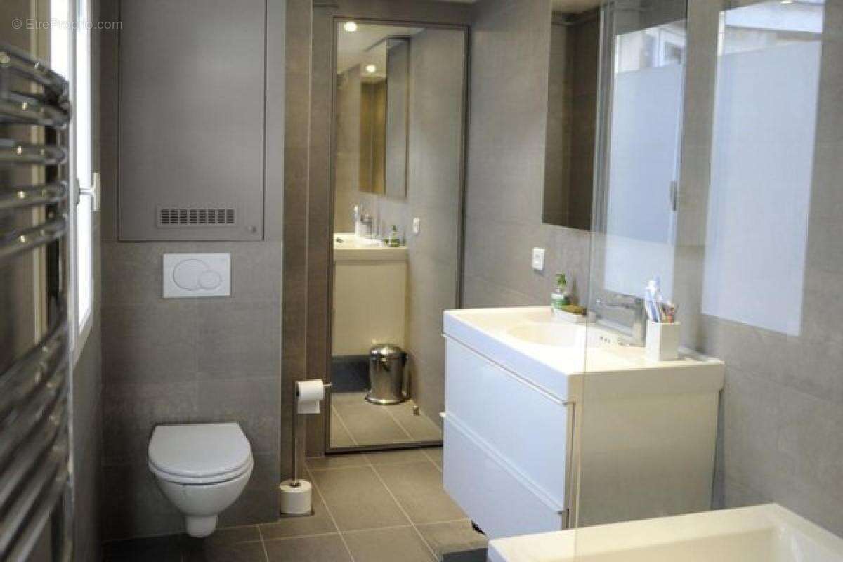 Appartement à AUBERVILLIERS