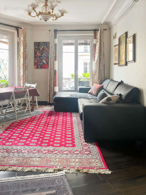 Appartement à PARIS-18E