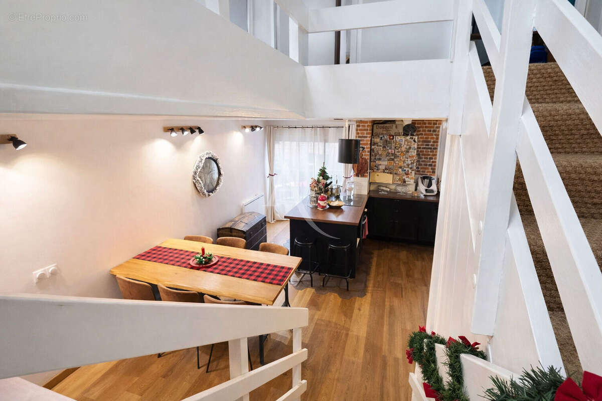 Appartement à TORCY