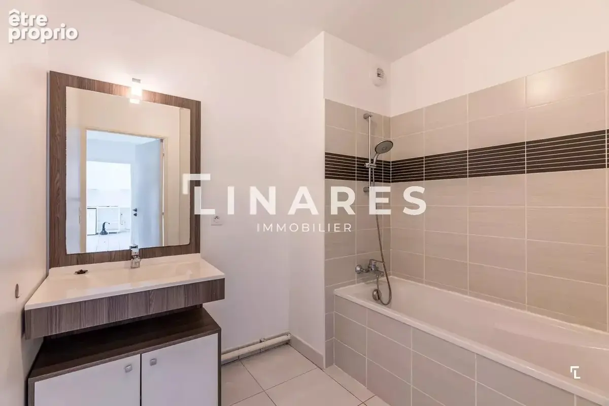 PRUNEL - Appartement T3 de 62m² - Terrasse - 13005 BAILLE - photo 9
