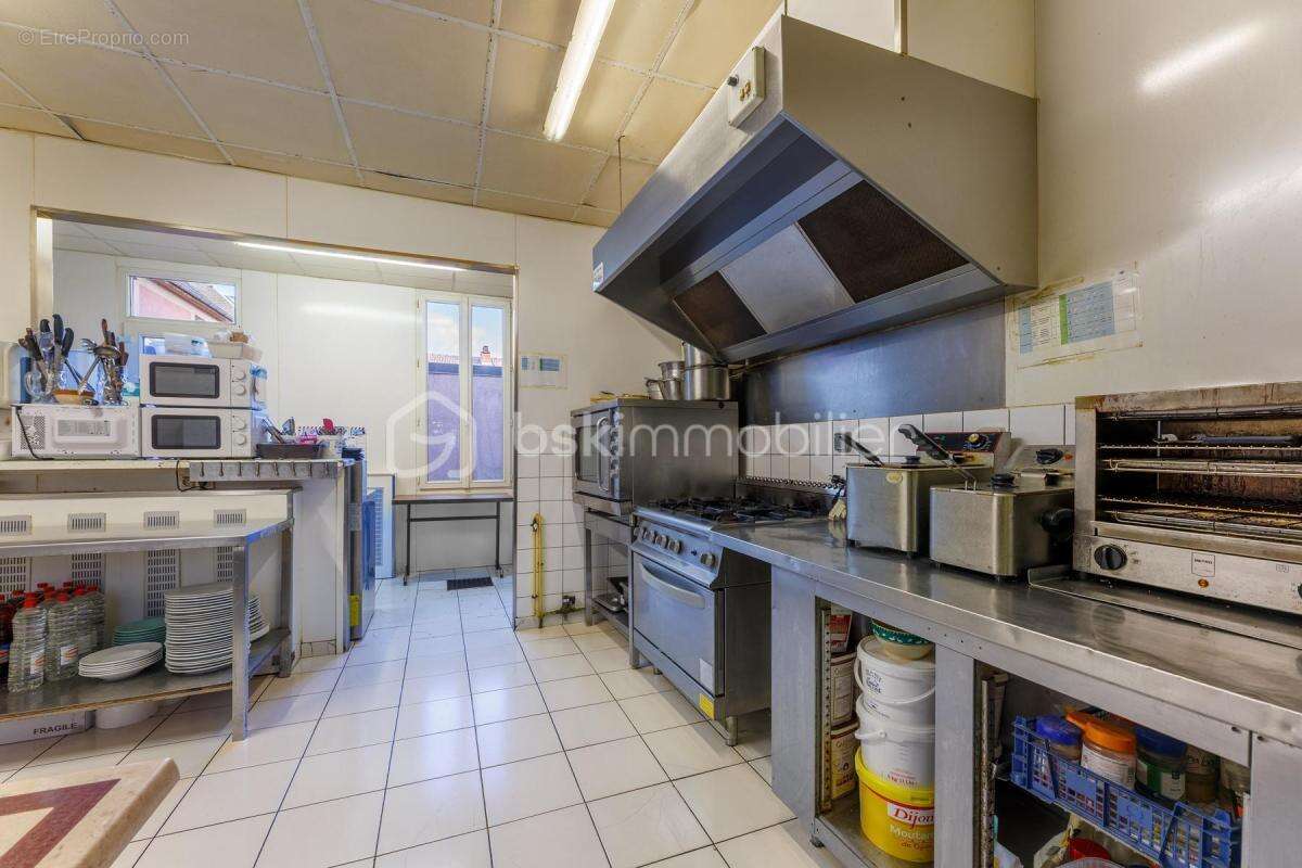 Commerce à LOUVIERS