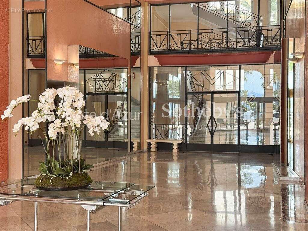 Appartement à CANNES