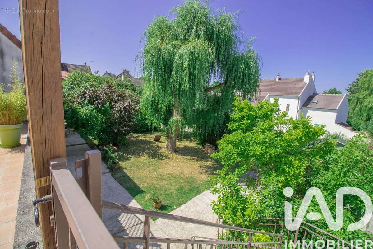 Photo 2 - Maison à NANTEUIL-LES-MEAUX