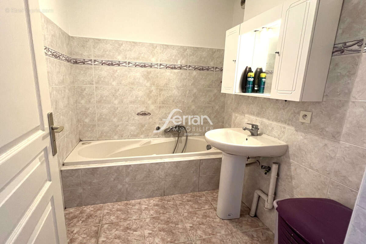 Appartement à DRAGUIGNAN