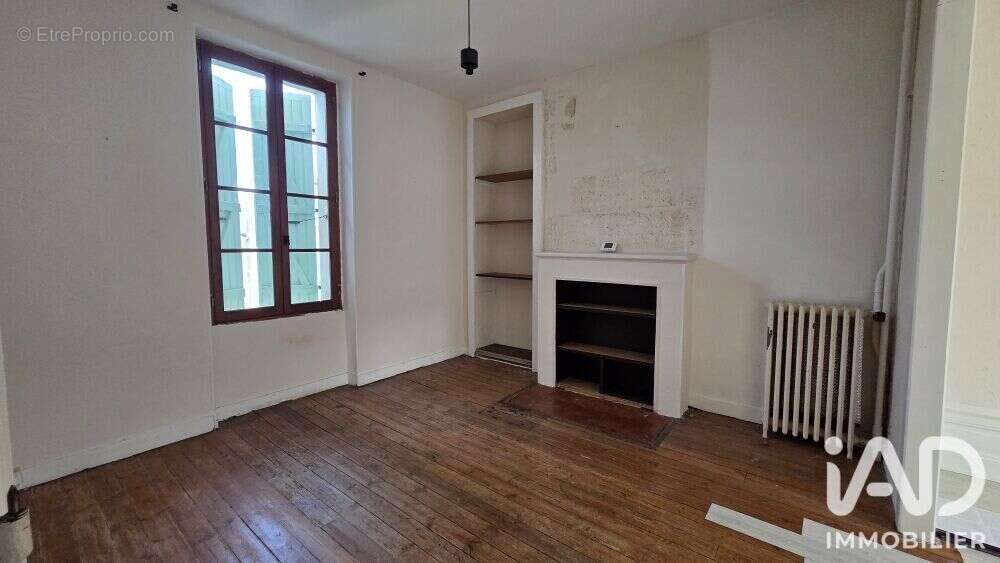 Maison 88 m² à Angouleme  - photo 5