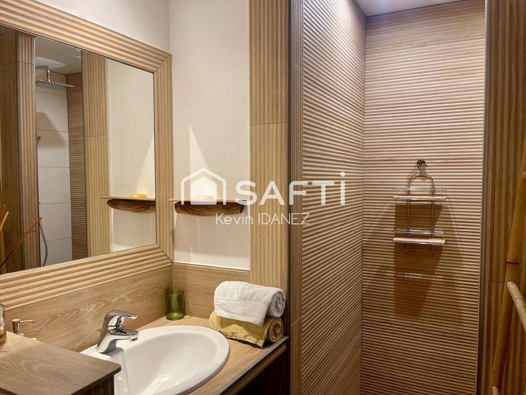 Photo 5 - Appartement à SAINT-CYR-SUR-MER