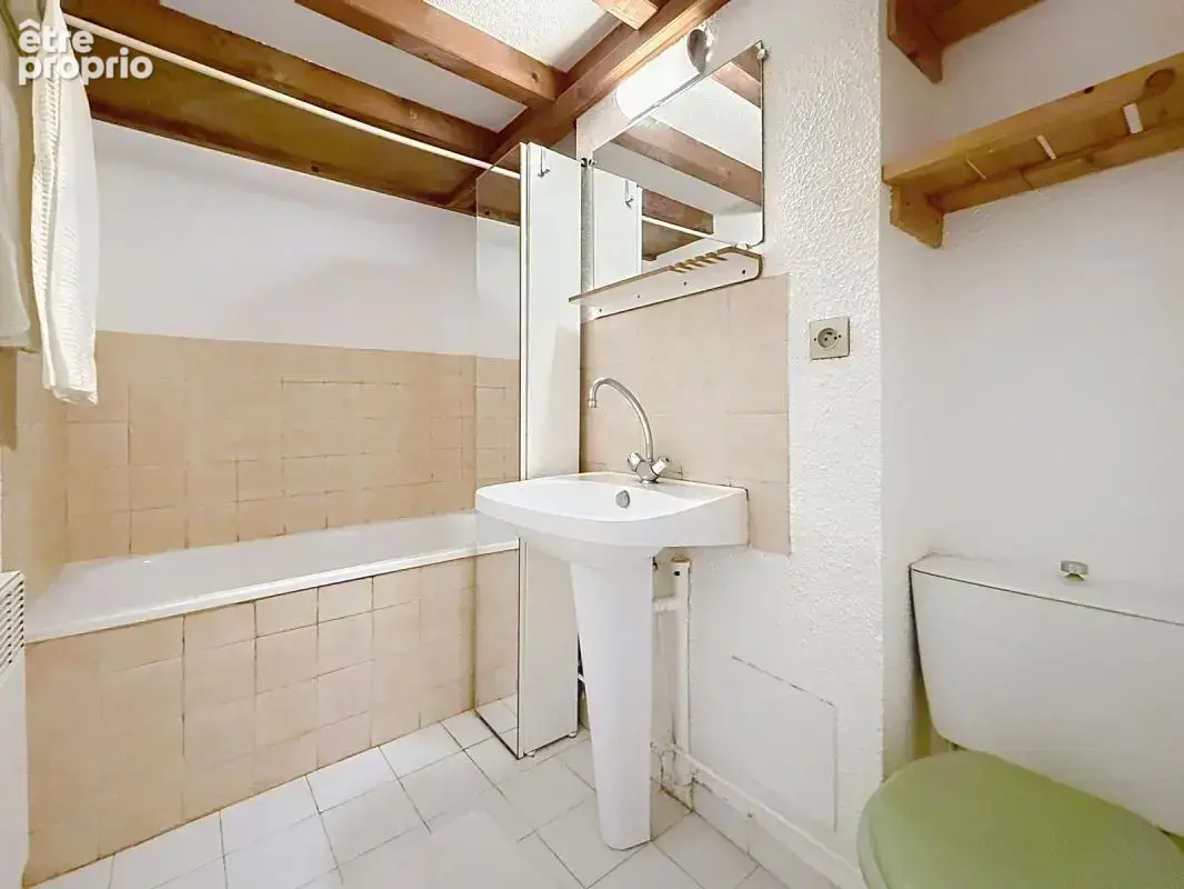 Studio de charme avec mezzanine proche de la place Sathonay - photo 8