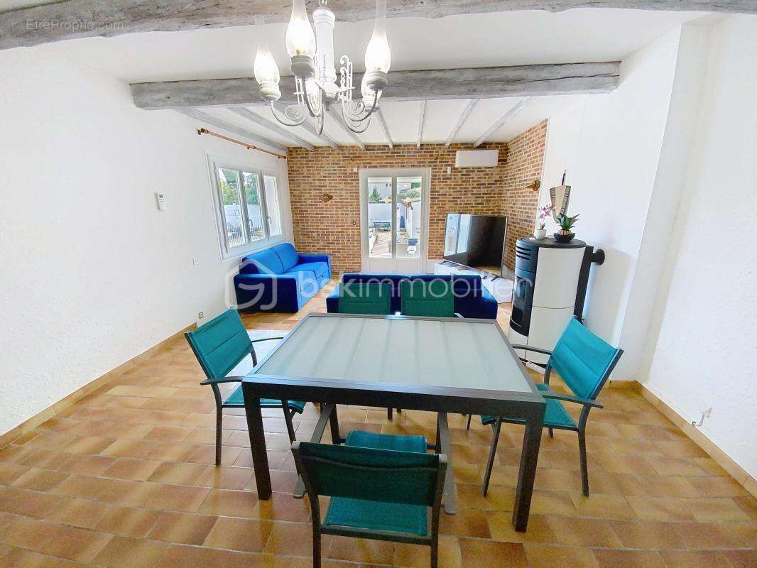 Maison à CUXAC-D&#039;AUDE