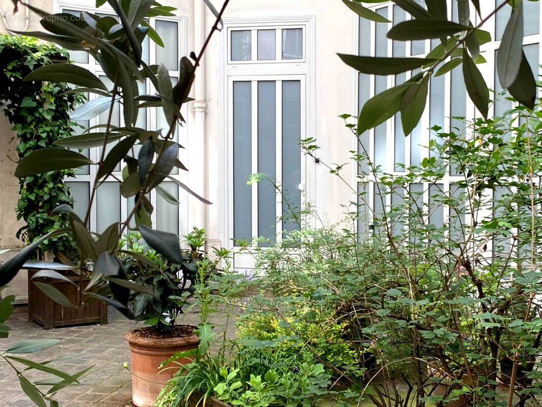 Appartement à PARIS-10E