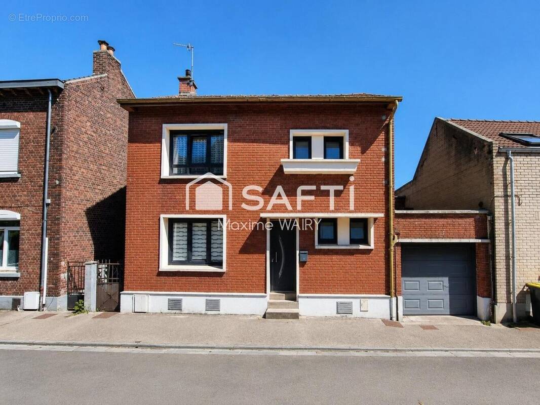 Photo 1 - Maison à AVION