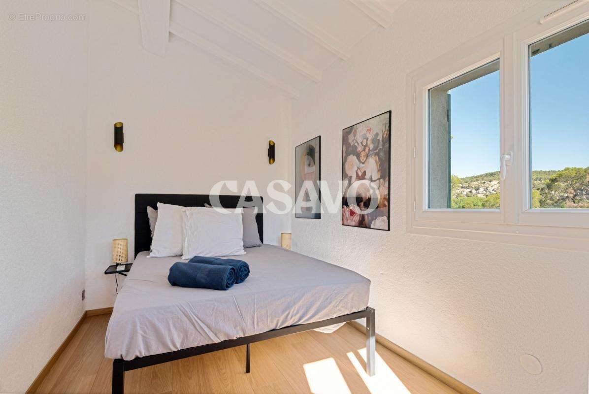 Maison à LE THOLONET