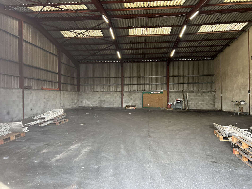 Commerce à ROUSSILLON