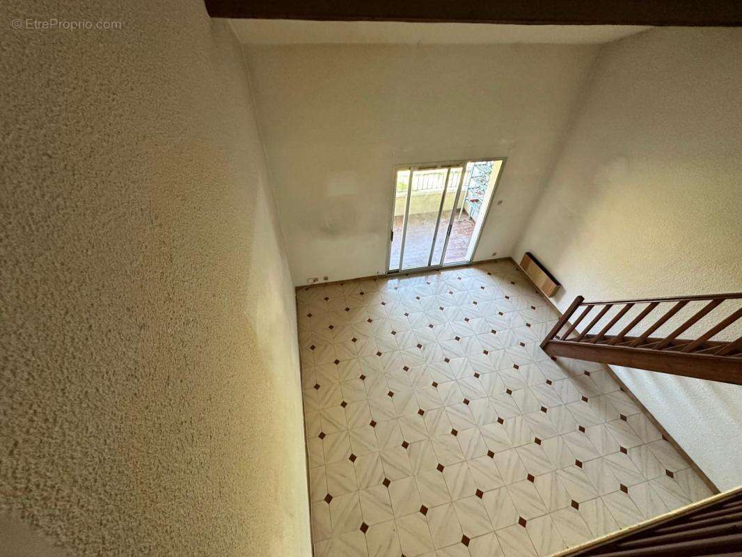 Appartement à SIX-FOURS-LES-PLAGES