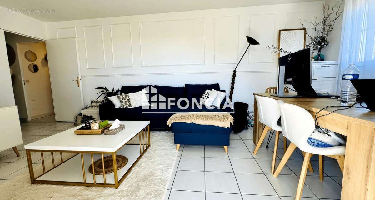 Appartement à BUSSY-SAINT-GEORGES