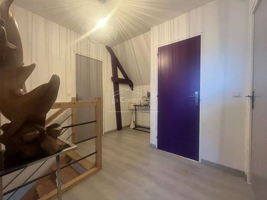 Maison à DONGES