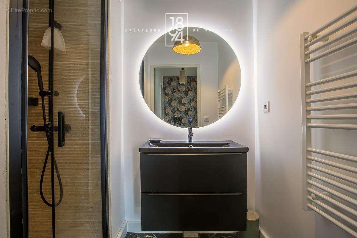 Appartement à MARSEILLE-16E