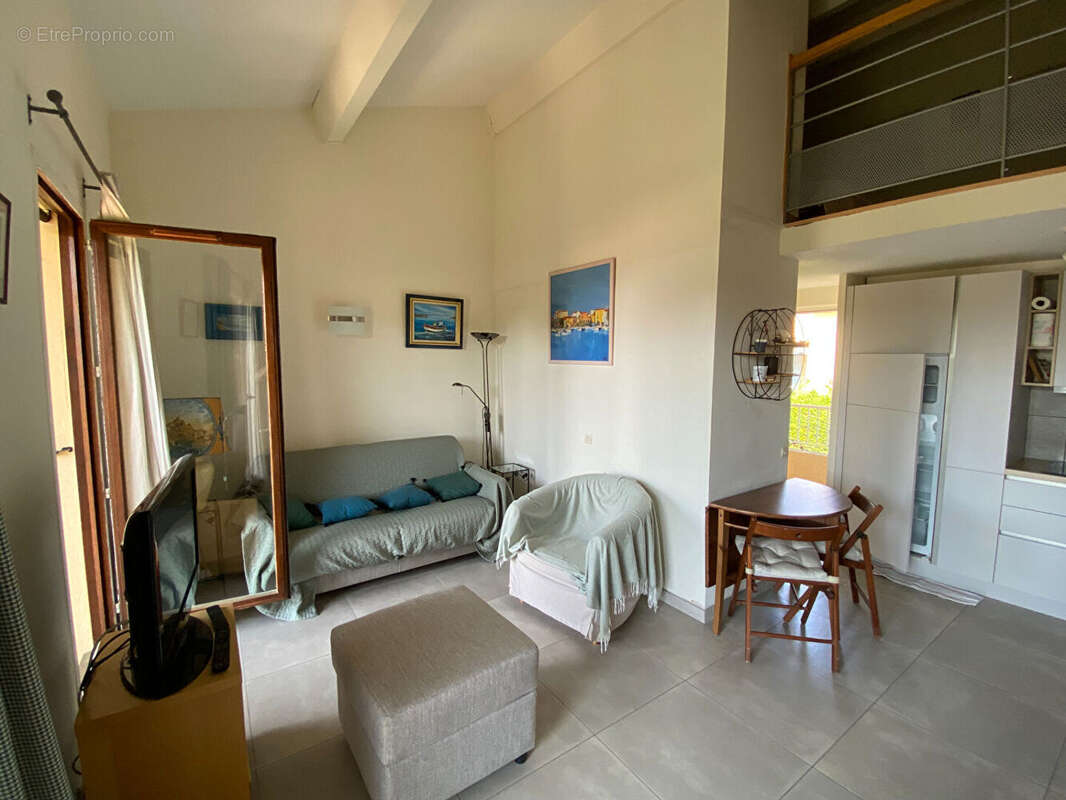 Appartement à SANARY-SUR-MER