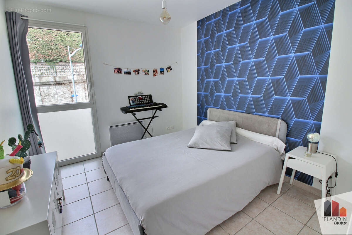 Appartement T4 de 96m2 avec terrasse et box fermé - photo 8