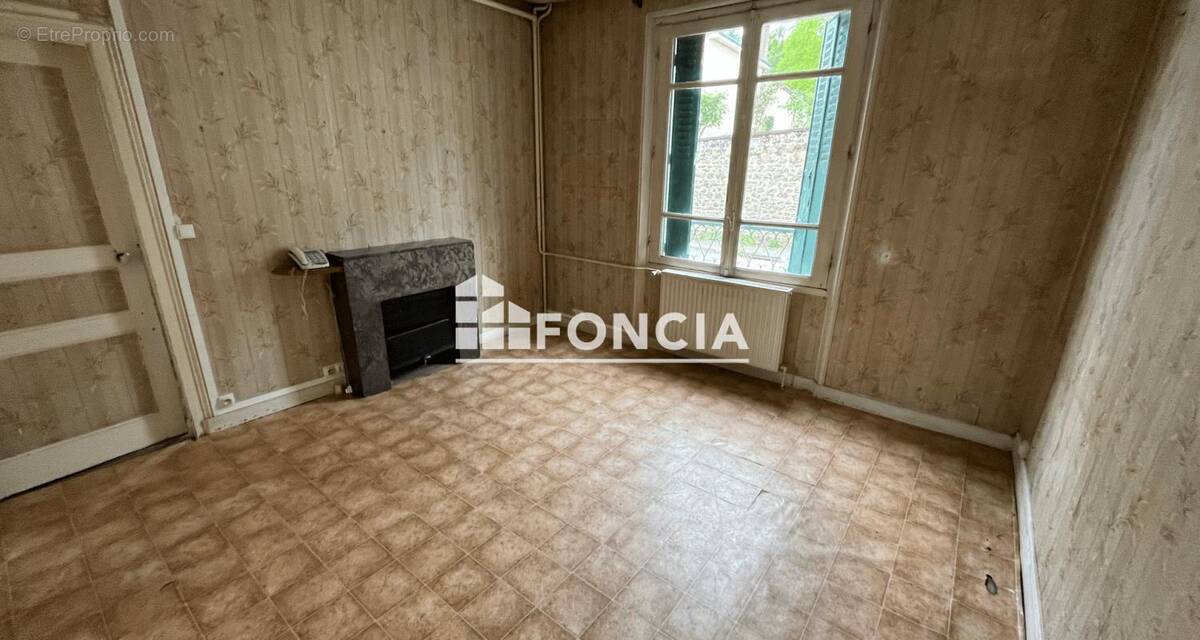 Maison à CONNERRE