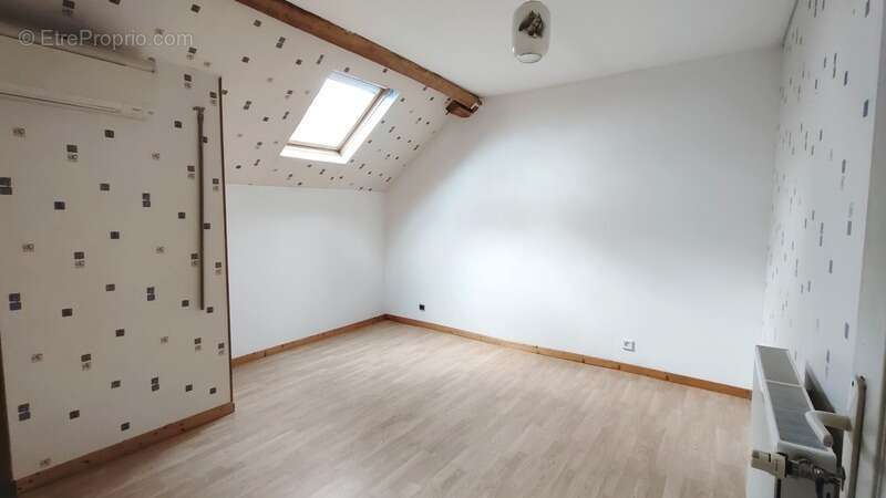 Maison à FOUCHEROLLES