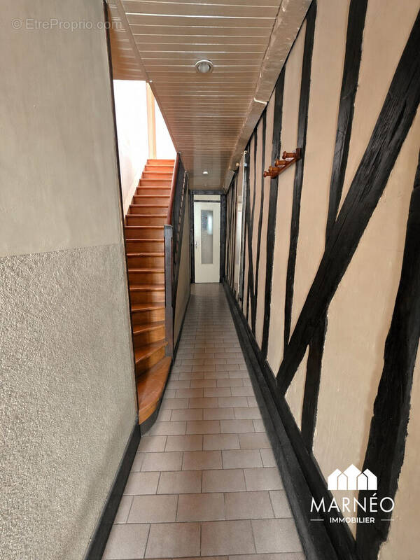 Maison 137 m² à Chalons-En-Champagne  - photo 6
