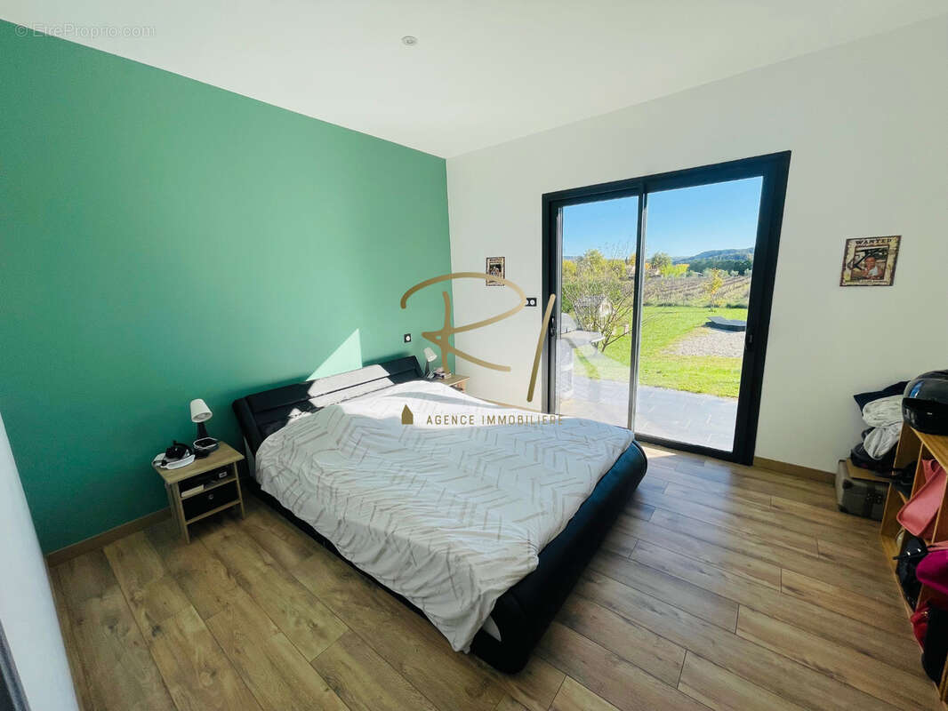 Maison à VALLON-PONT-D&#039;ARC