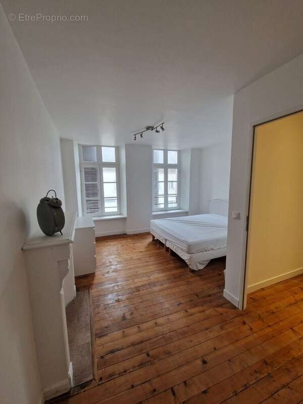 Appartement à NEUVILLE-SOUS-MONTREUIL