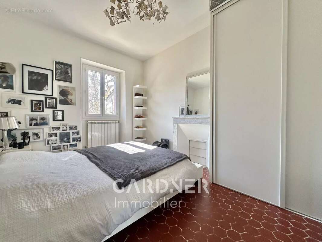 Maison à MARSEILLE-10E