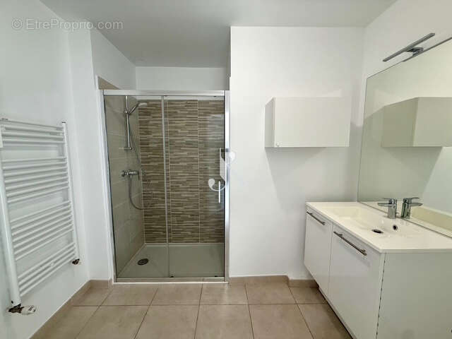 Appartement recent t2 de 41m2 avec terrasse et parking - photo 6