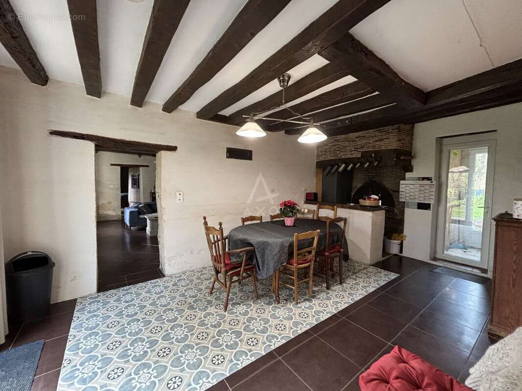 Maison à MORANNES