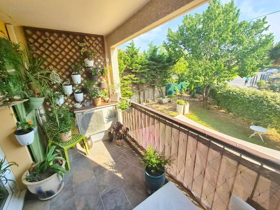 Appartement à SIX-FOURS-LES-PLAGES