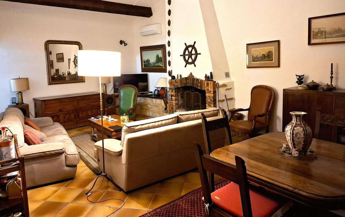 Photo 3 - Maison à BRIGNOLES