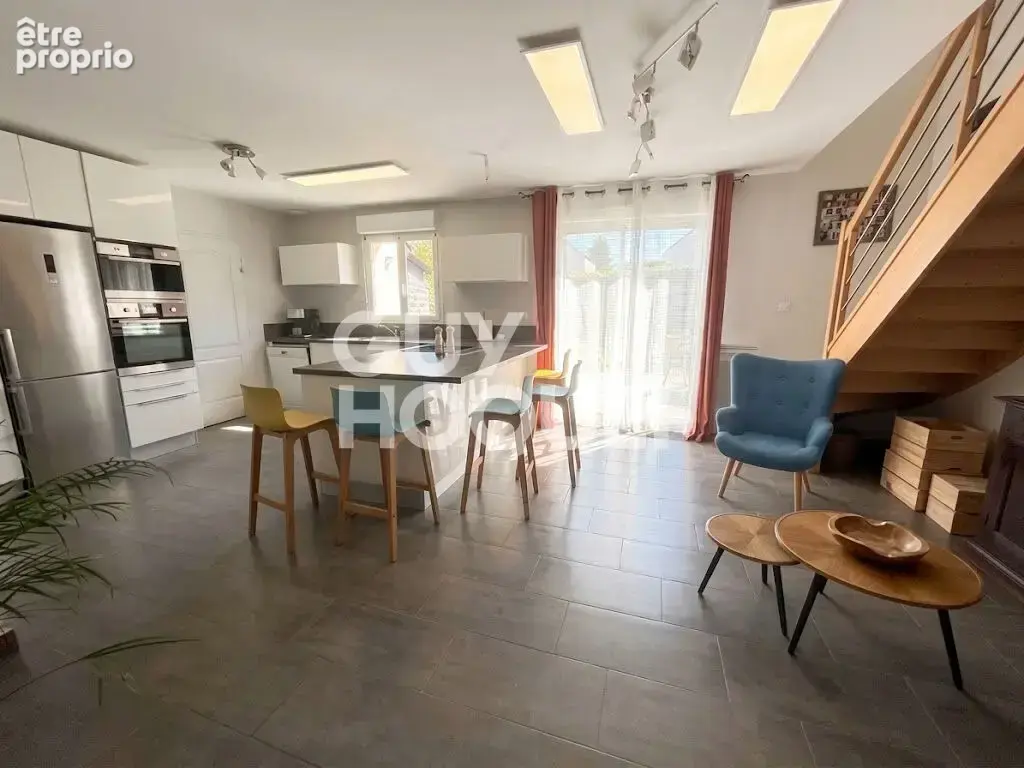 Maison à LA MEMBROLLE-SUR-CHOISILLE