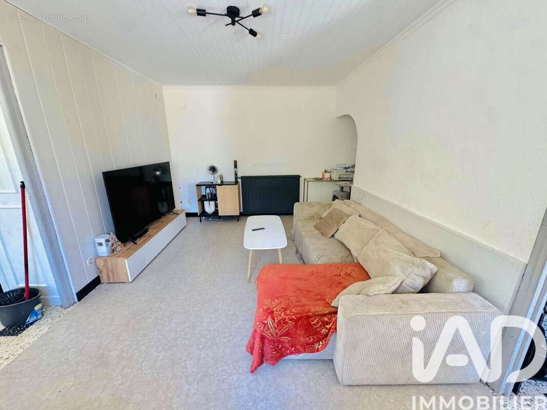 Photo 2 - Maison à SAINT-THIBERY