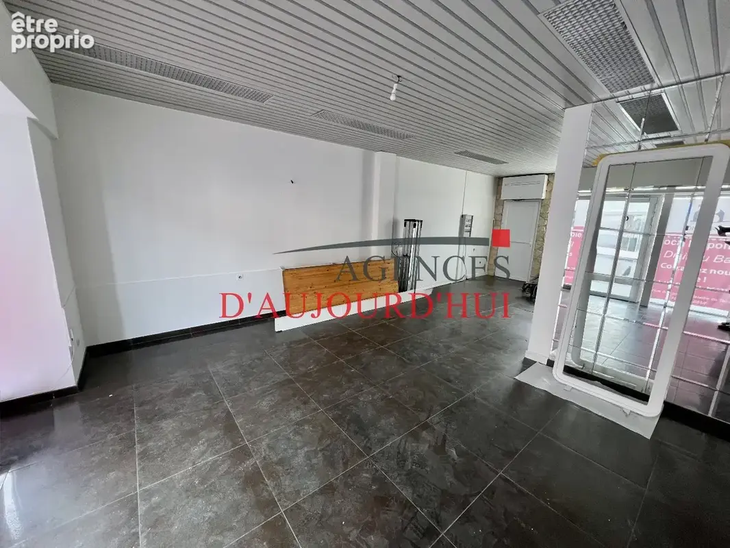 Photo Commerce à Villers-Bocage au prix de 24 000€