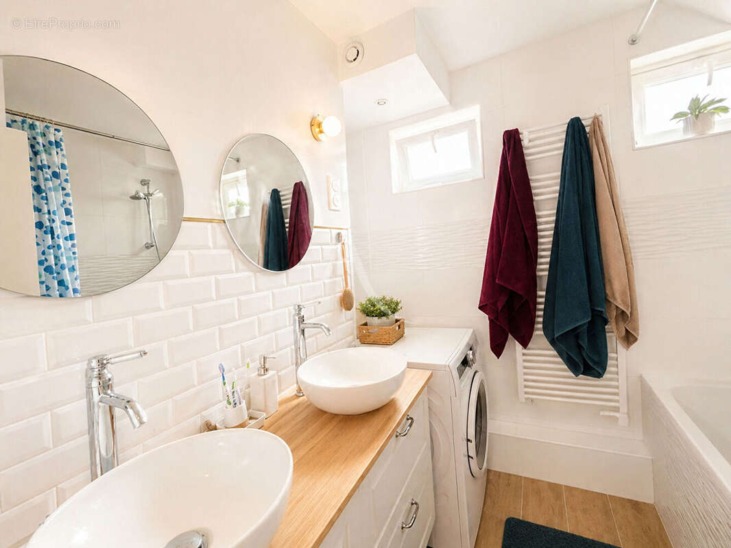 Appartement à FONTENAY-SOUS-BOIS