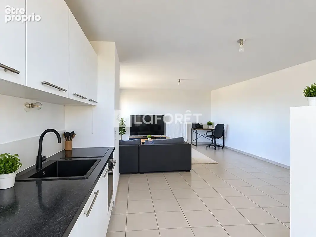 Appartement Rillieux La Pape 4 pièce(s) 75m2 + PARKING IPRIVATIF NCLUS - photo 5