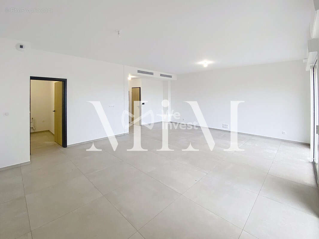 Maison 109 m² à Castries  - photo 5