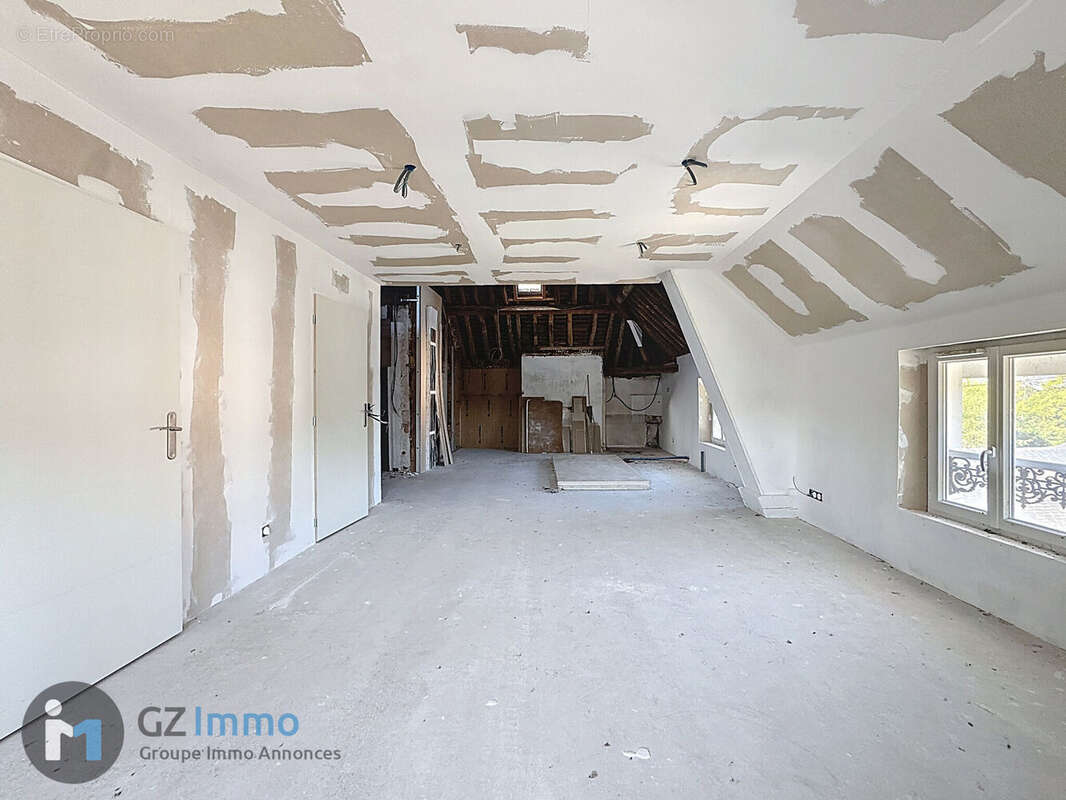Photo 3 - Appartement à SAINT-JULIEN-LES-VILLAS