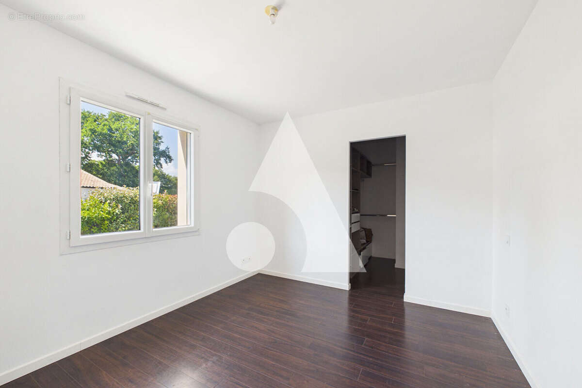 Maison nesmy plain pied - photo 9