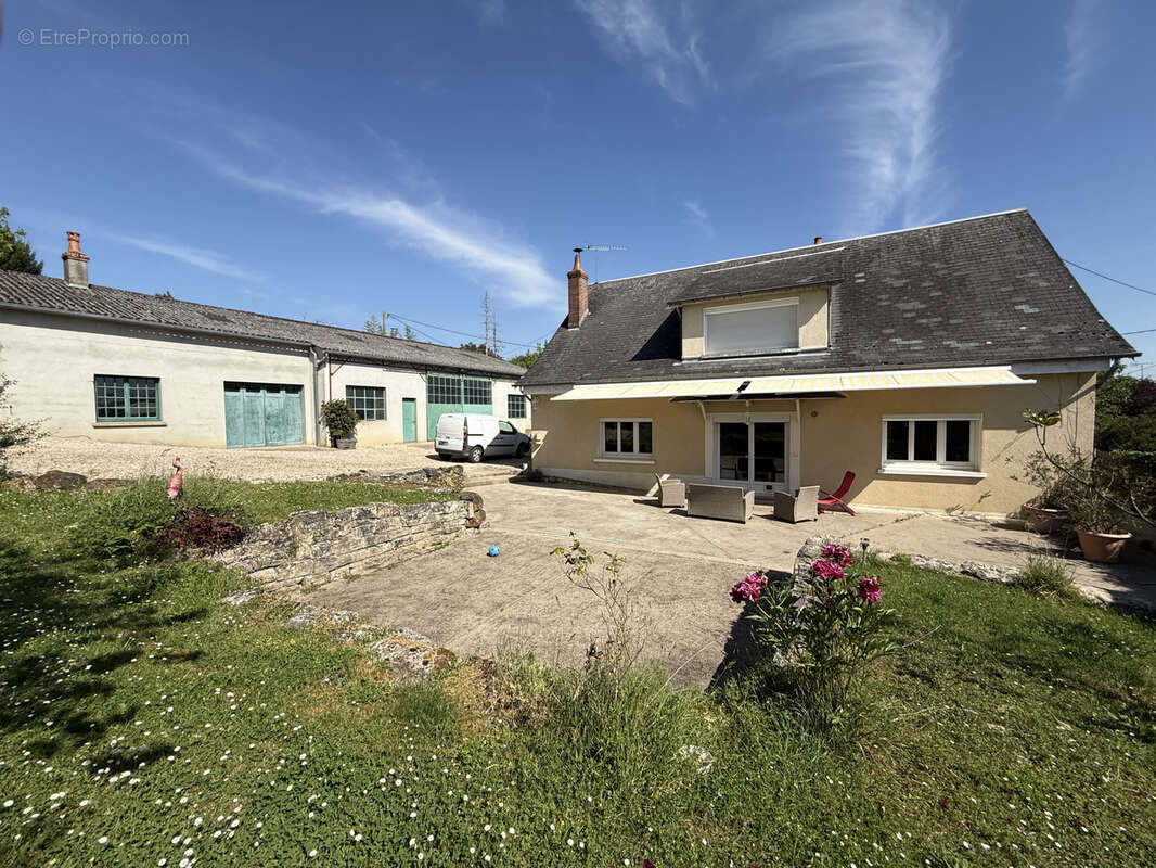 Maison à THAUVENAY