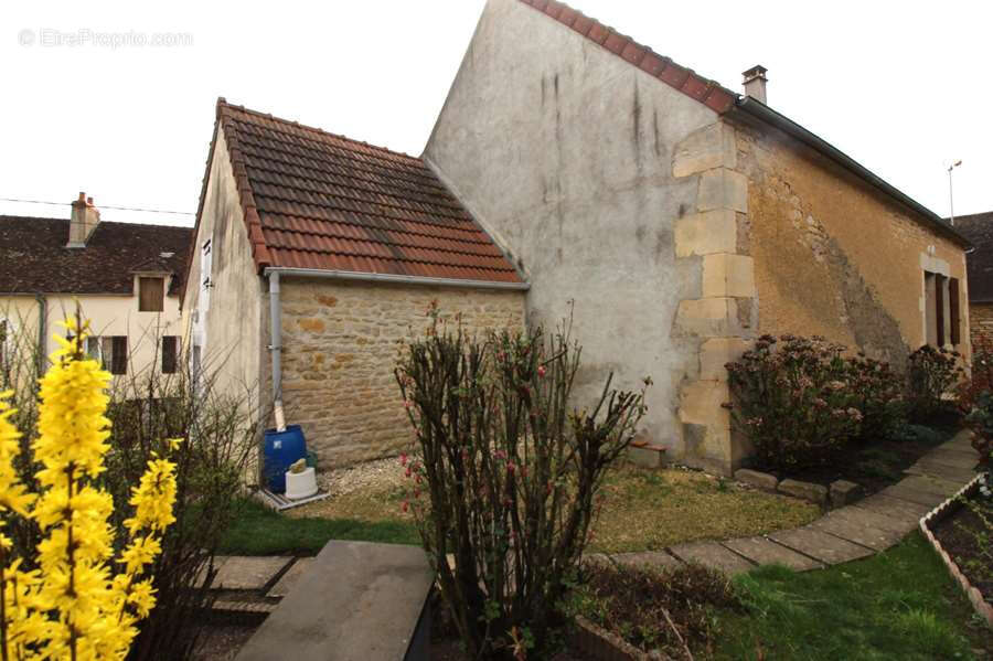 Maison à CLAMECY