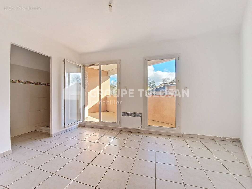 Appartement à BAZIEGE