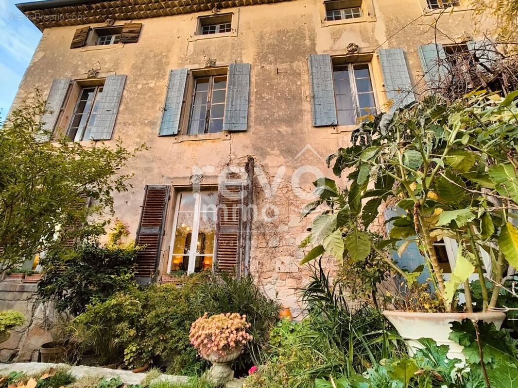 Maison à SAINT-PAUL-TROIS-CHATEAUX