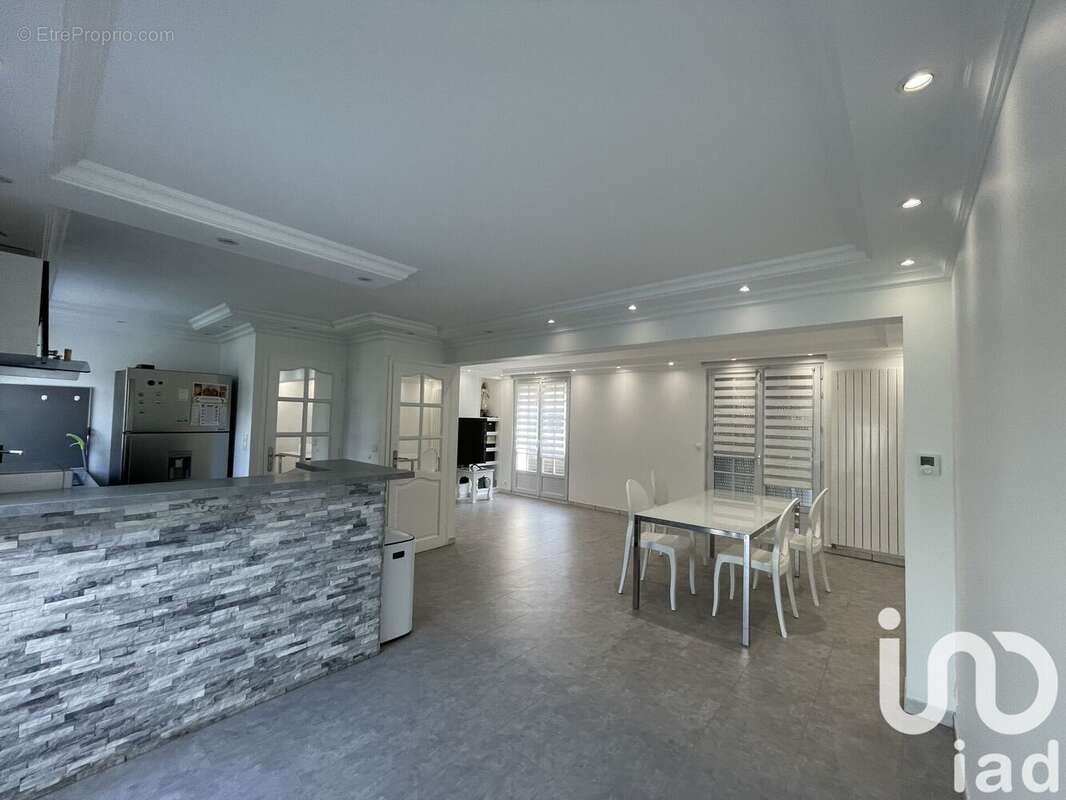 Photo 2 - Maison à VILLEPARISIS