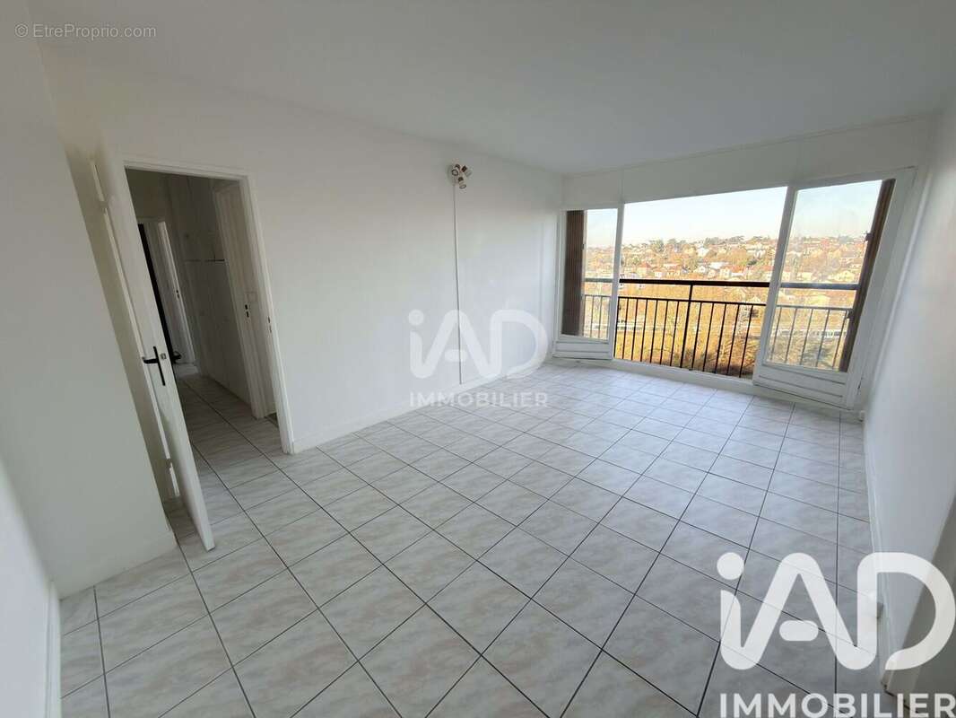 Photo 2 - Appartement à SAVIGNY-SUR-ORGE