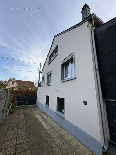 Maison à FRIAUCOURT