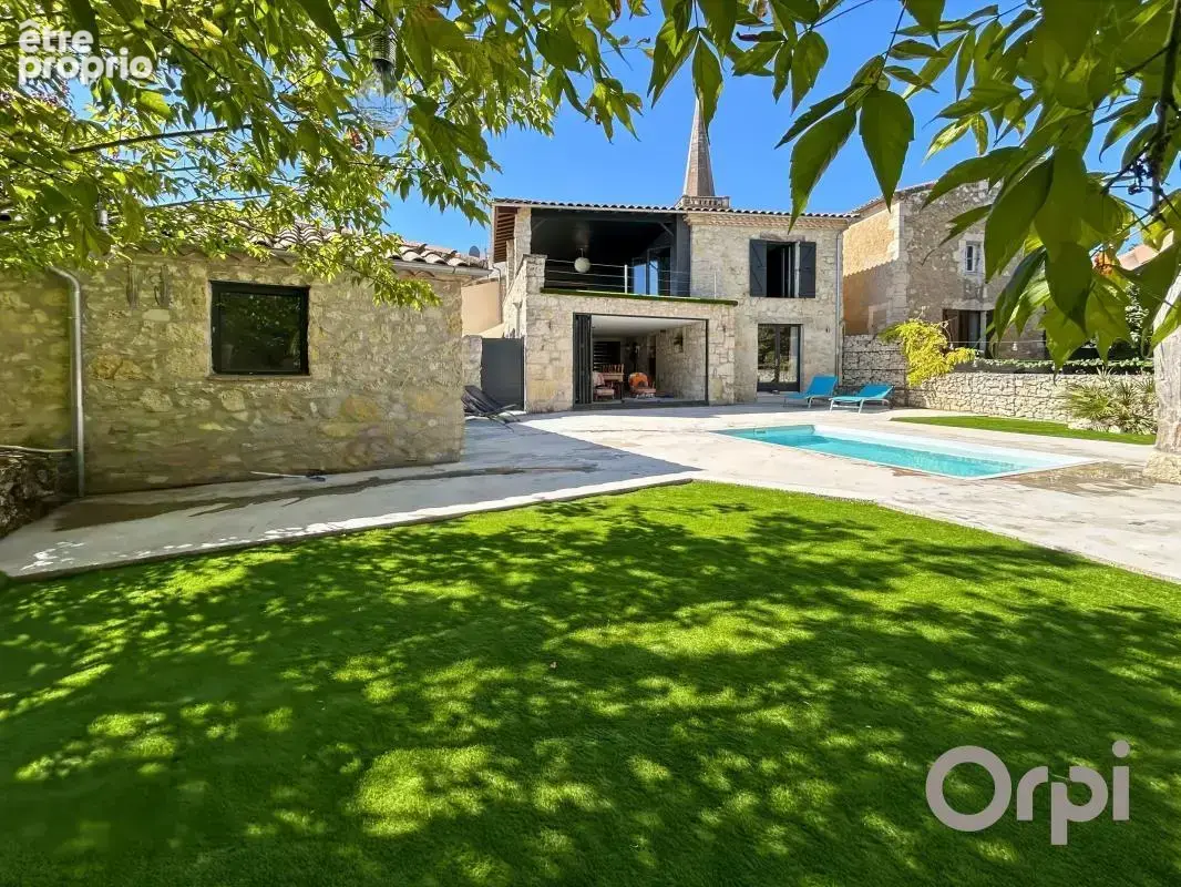 Maison à CASTELNAU-D'ARBIEU