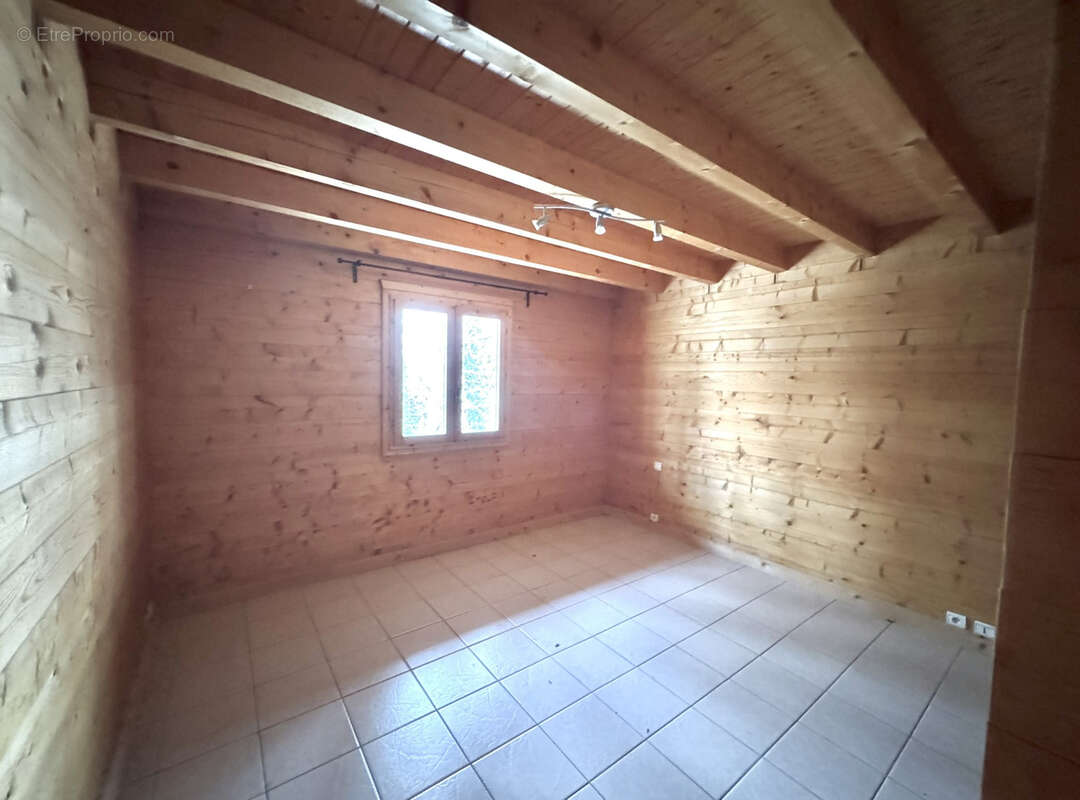 Maison à ALLONZIER-LA-CAILLE