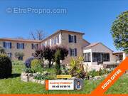 Maison à CASTILLON-MASSAS